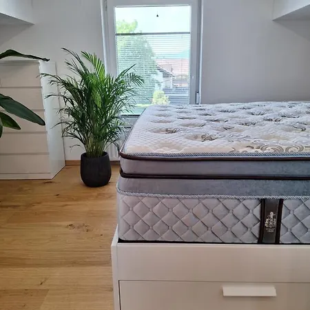 Apartman Grand Family *