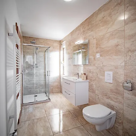 Apartman Grand Family *